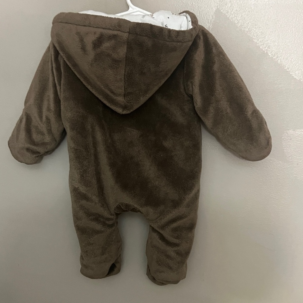 Kenneth Cole Reaction Brown Kids Footie One Piece - Picture 3 of 3